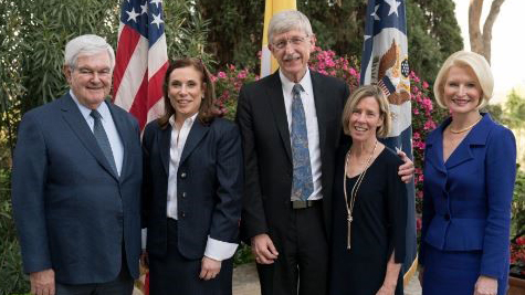 Francis Collins and Diane Baker posing with Speaker Newt Gingrich, Dr. Robin Smith, and Ambassador Callista Gingrich